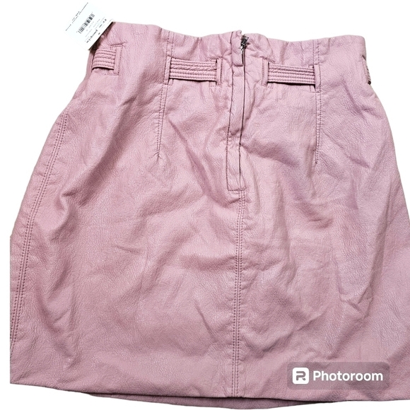 Free People Payton Faux Leather Paperbag Mini Skirt in 8 NWT - Picture 6 of 8